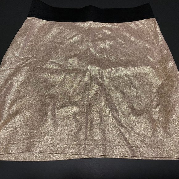Sexy Gold Mini Skirt Size 6 - Picture 1 of 6
